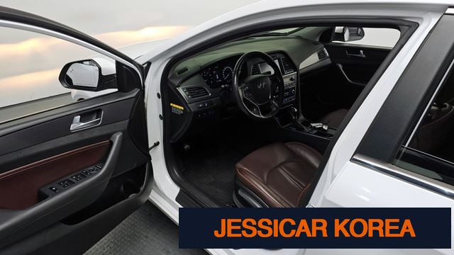 2017 Hyundai LF Sonata - Thumbnail 10