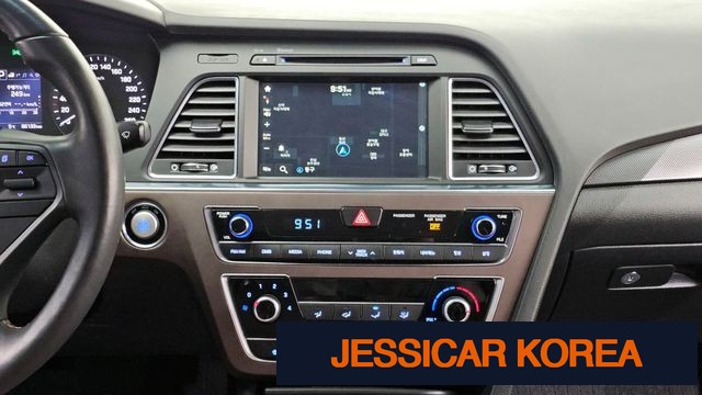 2017 Hyundai LF Sonata - Thumbnail 18