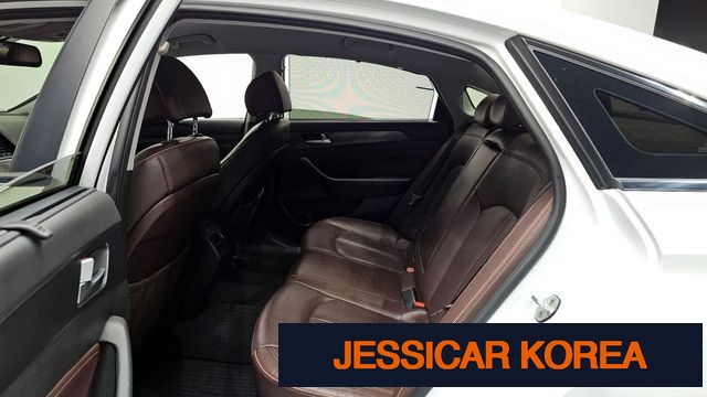 2017 Hyundai LF Sonata - Thumbnail 20