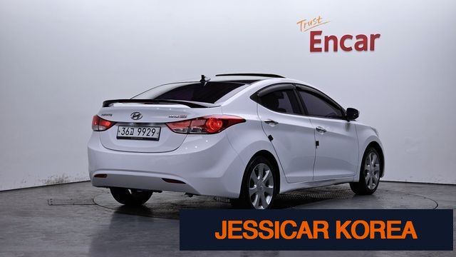 2012 Hyundai Avante MD - Thumbnail 3
