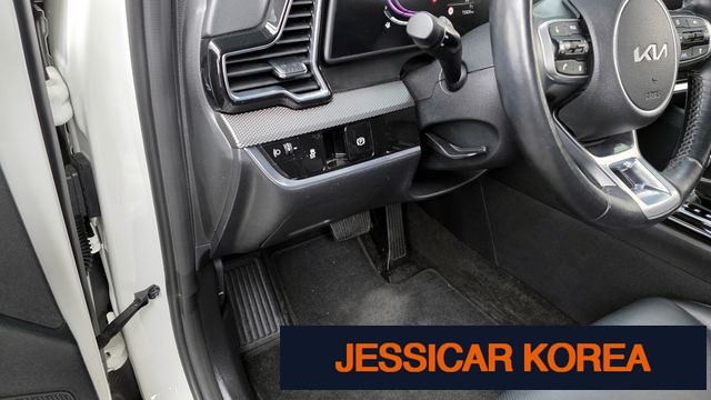 2023 Kia Sportage 5th Gen - Thumbnail 3