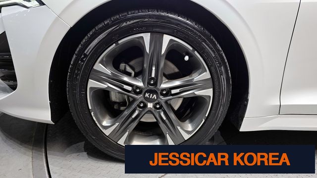 2021 Kia K5 3rd Gen - Thumbnail 4
