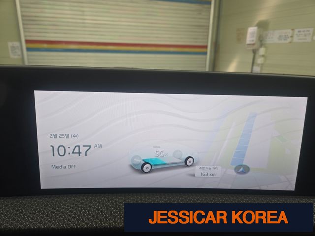 2023 Kia EV6 - Thumbnail 16
