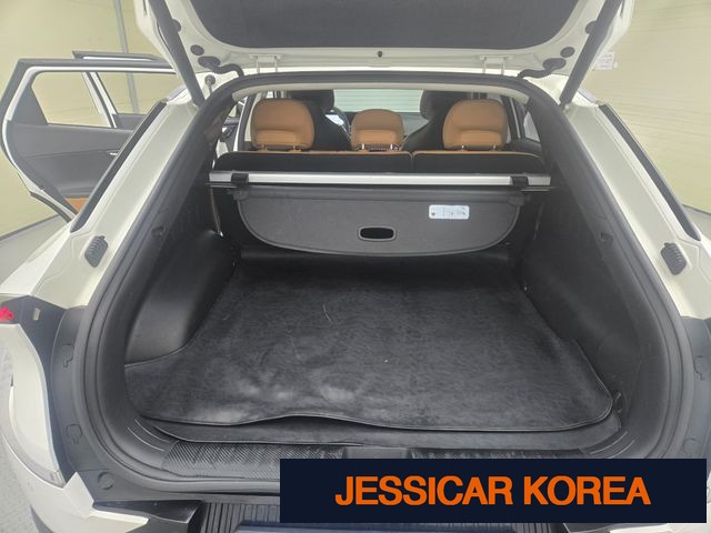 2023 Kia EV6 - Thumbnail 17