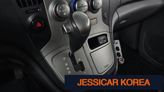 2012 Hyundai Grand Starex - Thumbnail 6