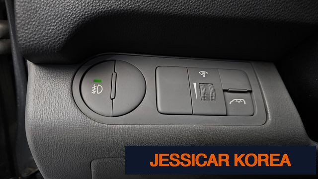 2012 Hyundai Grand Starex - Thumbnail 7