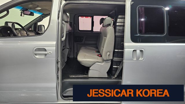 2012 Hyundai Grand Starex - Thumbnail 12