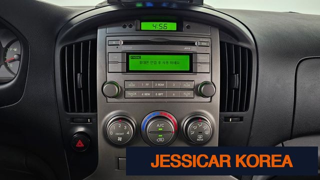 2012 Hyundai Grand Starex - Thumbnail 16