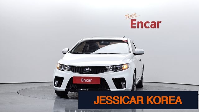 2011 Kia Forte Coupe - Thumbnail 11