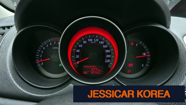 2011 Kia Forte Coupe - Thumbnail 14
