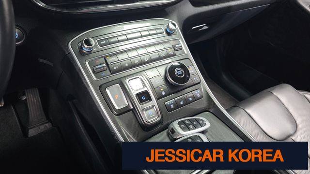 2023 Hyundai The New Santa Fe - Thumbnail 10