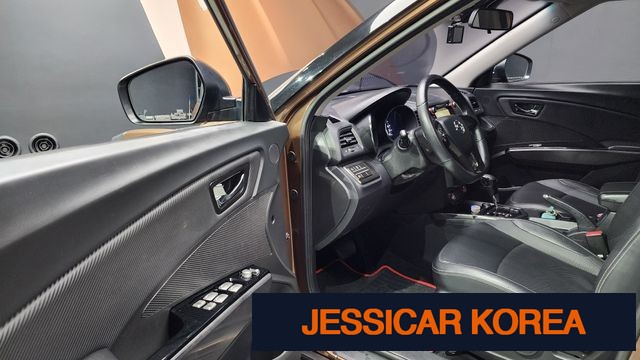 2017 KG Mobility Tivoli - Thumbnail 3
