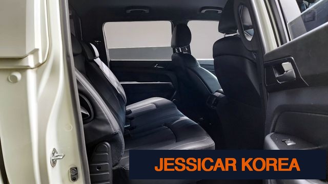 2021 KG Mobility Rexton Sports Khan - Thumbnail 11