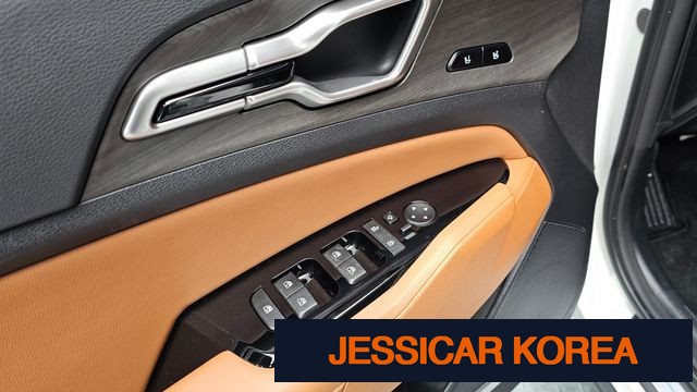 2023 Kia Sportage 5th Gen - Thumbnail 3