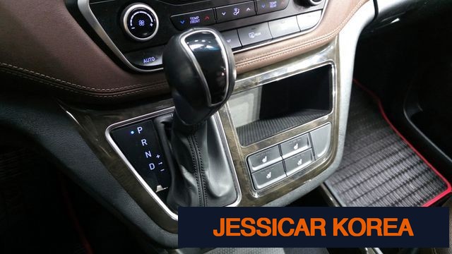 2019 Hyundai The New Grand Starex - Thumbnail 16