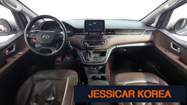 2019 Hyundai The New Grand Starex - Thumbnail 18