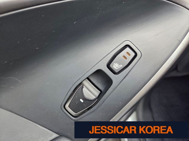 2016 Hyundai Santa Fe The Prime - Thumbnail 2