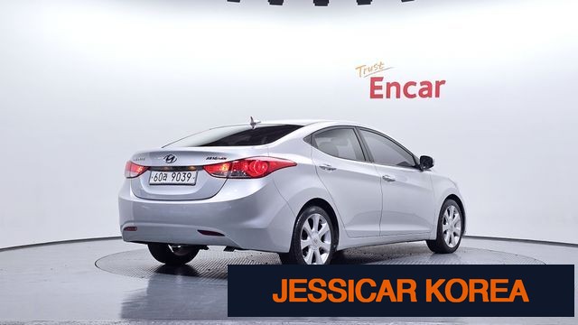 2011 Hyundai Avante MD - Thumbnail 17