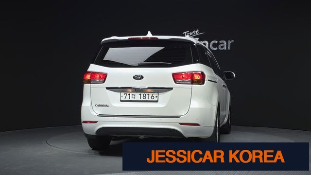 2018 Kia All New Carnival - Thumbnail 2
