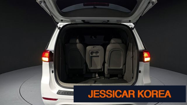 2018 Kia All New Carnival - Thumbnail 3
