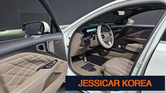 2022 Kia K8 Hybrid - Thumbnail 4