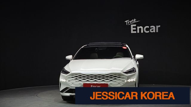 2022 Kia K8 Hybrid - Thumbnail 9
