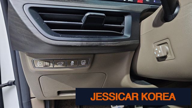 2022 Kia K8 Hybrid - Thumbnail 16