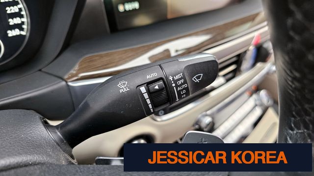 2019 Genesis G90 - Thumbnail 11