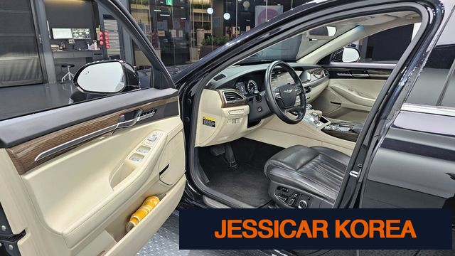 2019 Genesis G90 - Thumbnail 12