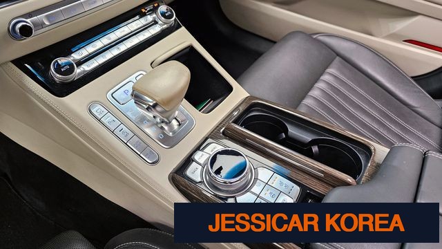 2019 Genesis G90 - Thumbnail 17