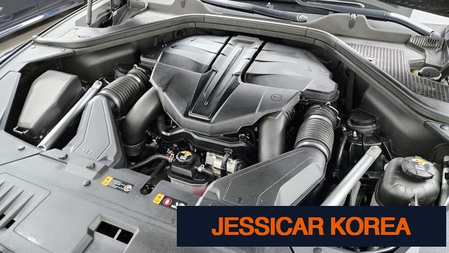 2024 Genesis GV80 - Thumbnail 4