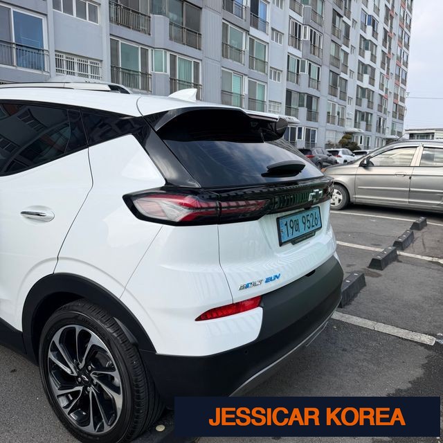 2023 Chevrolet Bolt EUV - Thumbnail 3