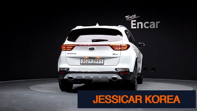 2020 Kia Sportage the bold - Thumbnail 8