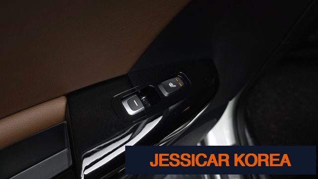 2020 Kia Sportage the bold - Thumbnail 12