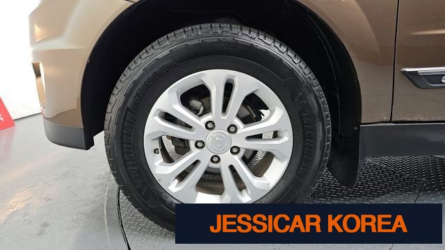 2017 KG Mobility The New Korando Sports - Thumbnail 7