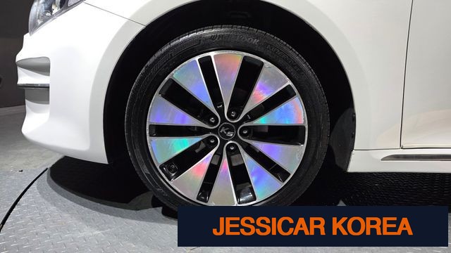 2016 Kia K5 2nd generation - Thumbnail 8