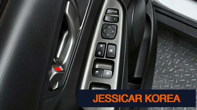 2019 Hyundai kona electric - Thumbnail 18