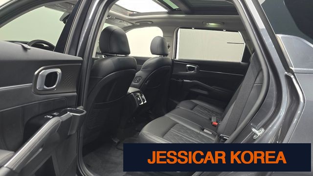2023 Kia Sorento 4th Gen - Thumbnail 11