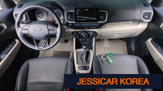 2022 Hyundai Venue - Thumbnail 4