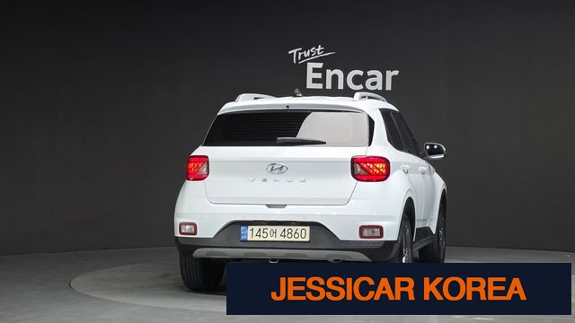 2022 Hyundai Venue - Thumbnail 7