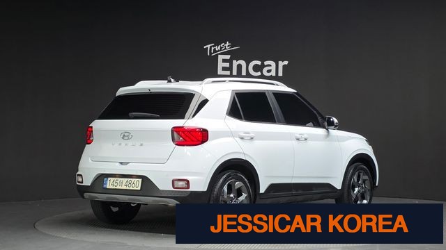 2022 Hyundai Venue - Thumbnail 10