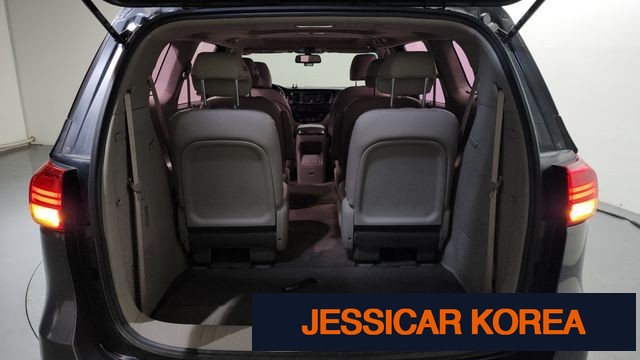 2015 Kia All New Carnival - Thumbnail 10