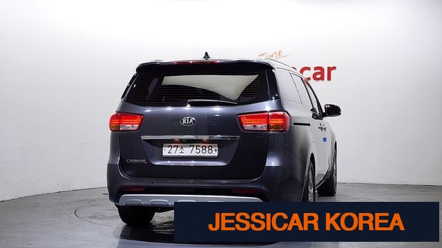 2015 Kia All New Carnival - Thumbnail 17