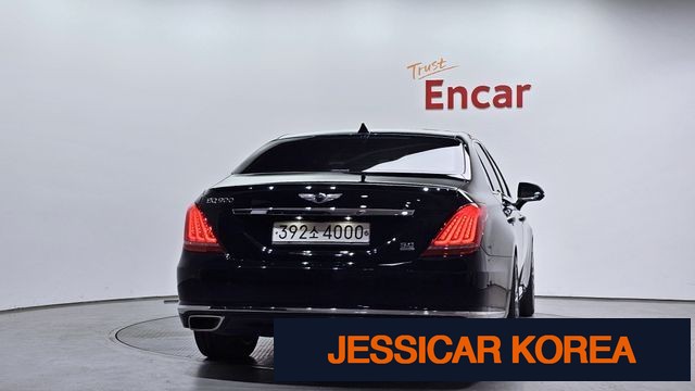 2017 Genesis EQ900 - Thumbnail 2
