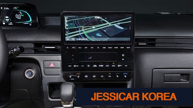 2025 Hyundai Staria - Thumbnail 8