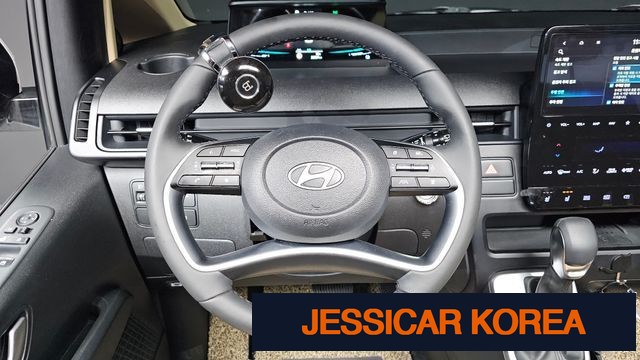 2025 Hyundai Staria - Thumbnail 10