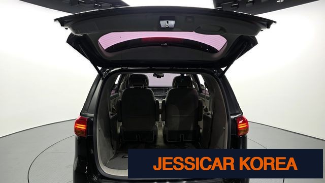 2018 Kia All New Carnival - Thumbnail 13