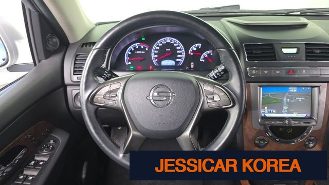 2017 KG Mobility Rexton W - Thumbnail 3