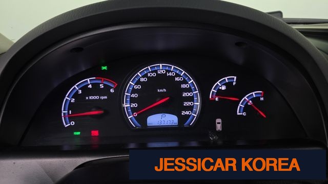 2017 KG Mobility Rexton W - Thumbnail 4