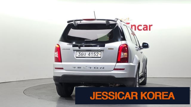 2017 KG Mobility Rexton W - Thumbnail 11